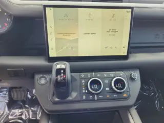 2025 Land Rover Defender 130