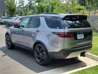 2025 Land Rover Discovery