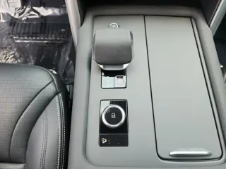 2025 Land Rover Discovery