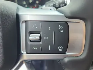 2025 Land Rover Discovery