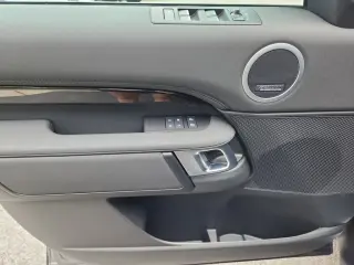 2025 Land Rover Discovery
