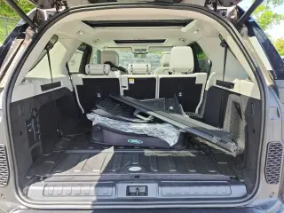 2025 Land Rover Discovery
