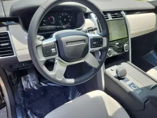 2025 Land Rover Discovery