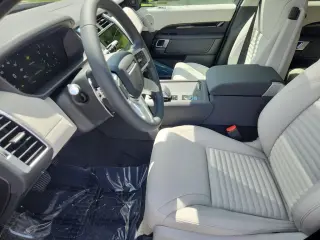 2025 Land Rover Discovery
