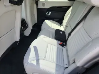 2025 Land Rover Discovery