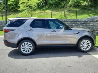 2025 Land Rover Discovery