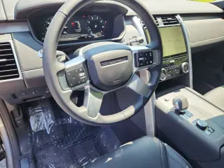 2025 Land Rover Discovery