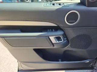 2025 Land Rover Discovery