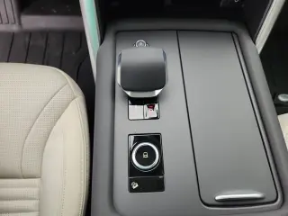 2026 Land Rover Discovery