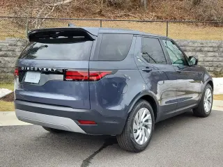 2026 Land Rover Discovery