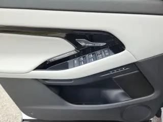 2026 Land Rover Range Rover Evoque