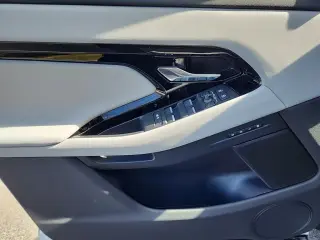 2026 Land Rover Range Rover Evoque