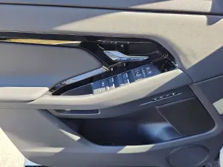 2026 Land Rover Range Rover Evoque