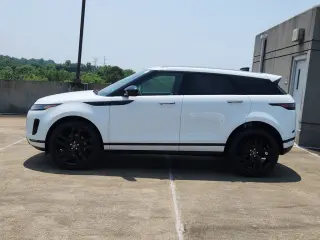 2026 Land Rover Range Rover Evoque