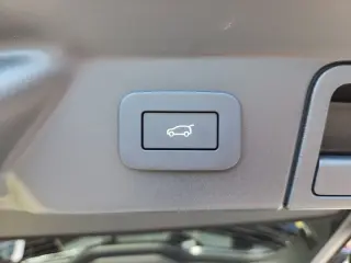 2026 Land Rover Range Rover Velar
