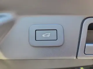 2026 Land Rover Range Rover Velar