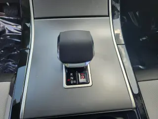 2026 Land Rover Range Rover Velar