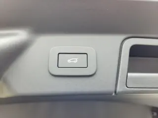 2026 Land Rover Range Rover Velar