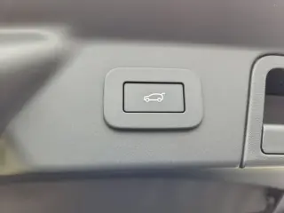 2026 Land Rover Range Rover Velar