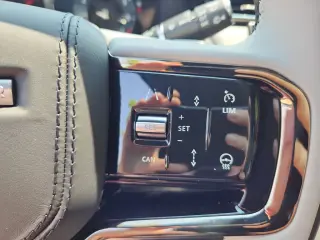 2026 Land Rover Range Rover Velar