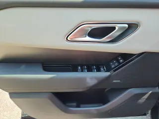 2026 Land Rover Range Rover Velar