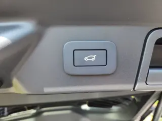 2026 Land Rover Range Rover Velar