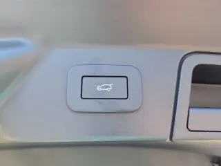 2026 Land Rover Range Rover Velar