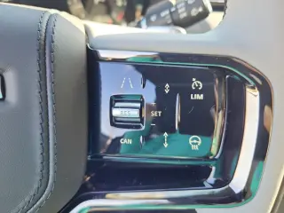 2026 Land Rover Range Rover Velar