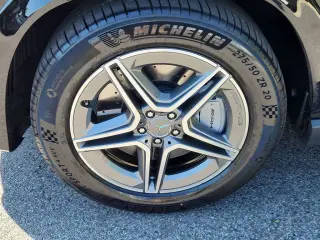 2025 Mercedes-Benz AMG GLE 53