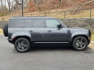 2023 Land Rover Defender