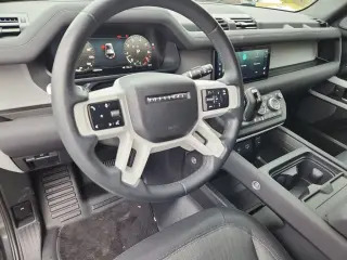 2023 Land Rover Defender