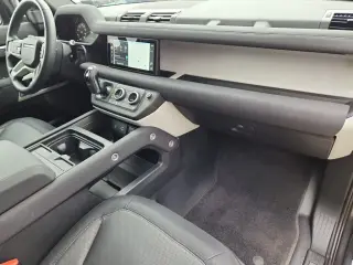 2023 Land Rover Defender