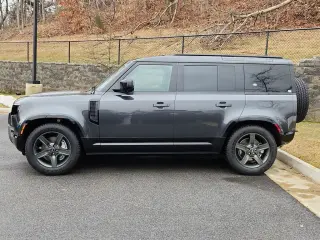 2023 Land Rover Defender