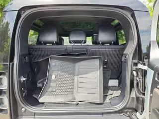 2021 Land Rover Defender