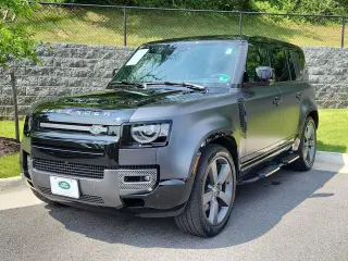 2024 Land Rover Defender 110