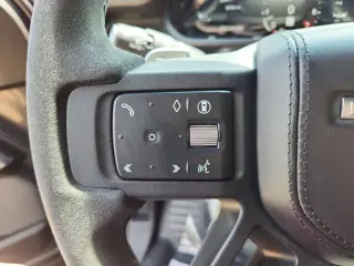 2024 Land Rover Defender 110