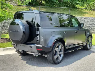 2024 Land Rover Defender 110
