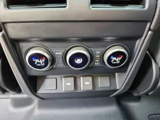 2024 Land Rover Defender 110