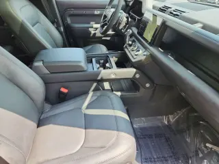 2024 Land Rover Defender 110