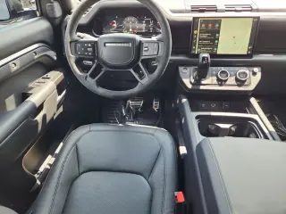 2024 Land Rover Defender 110