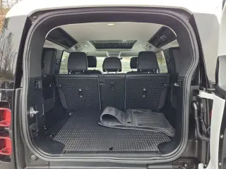 2024 Land Rover Defender 110