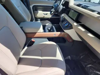 2024 Land Rover Defender 110