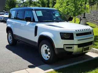 2024 Land Rover Defender 110