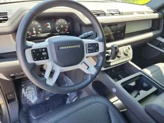 2024 Land Rover Defender 110
