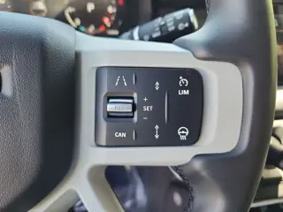 2024 Land Rover Defender 110