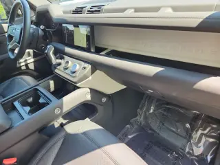 2024 Land Rover Defender 110