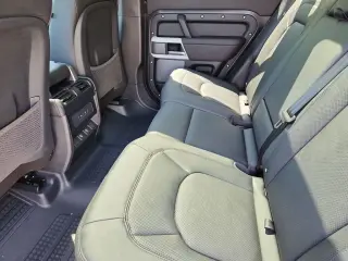 2024 Land Rover Defender 110