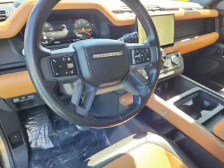 2024 Land Rover Defender 110