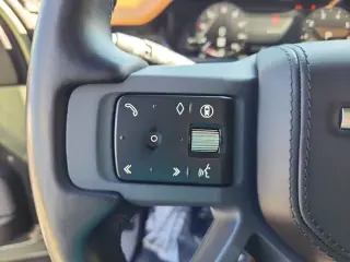 2024 Land Rover Defender 110