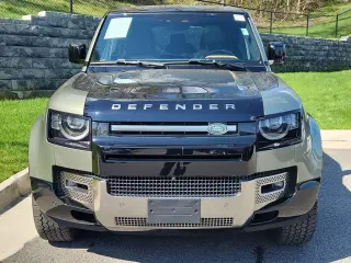 2024 Land Rover Defender 110